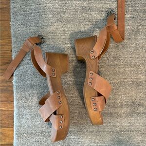 Lucky Brand Wood + Camel Platform